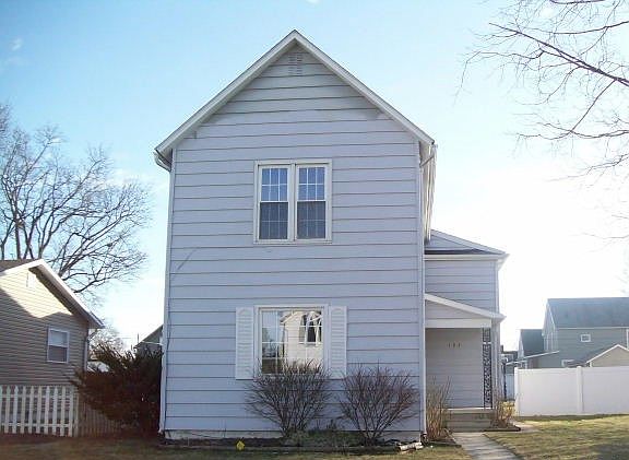 1st image of 123 Ann St