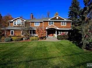 24 Avon Pl, Woodcliff Lake, NJ 07677