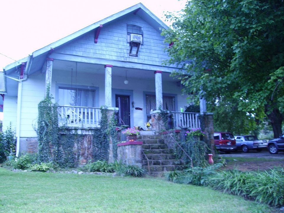 1st image of 103 Falls Ave