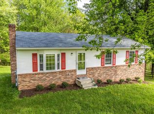 6517 Fordice Dr, Mount Airy, MD 21771