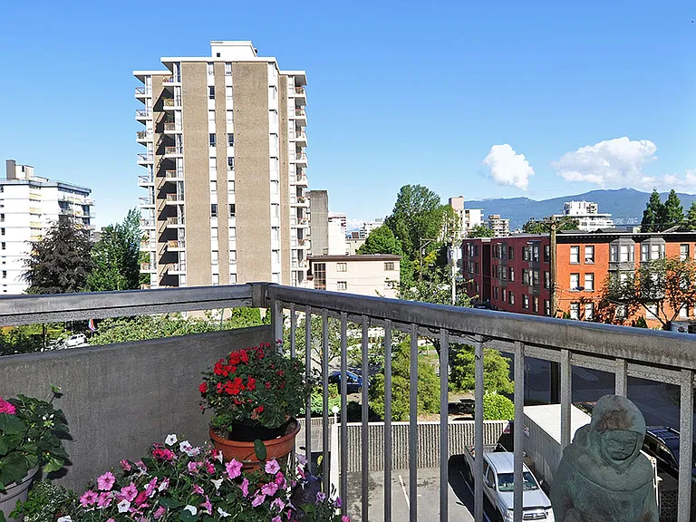 1265 Burnaby St #604 — Photo 7