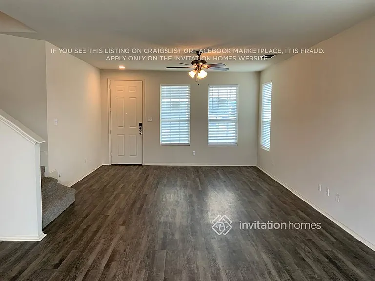 2820 Englefield Grn — Photo 10