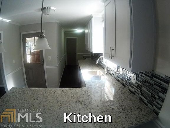 3rd image of 5485 Francis Dr SW