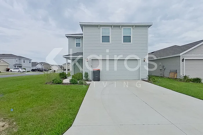 4 bed, 2.5 bath, 2176 sqft, $2,145 — Photo 1