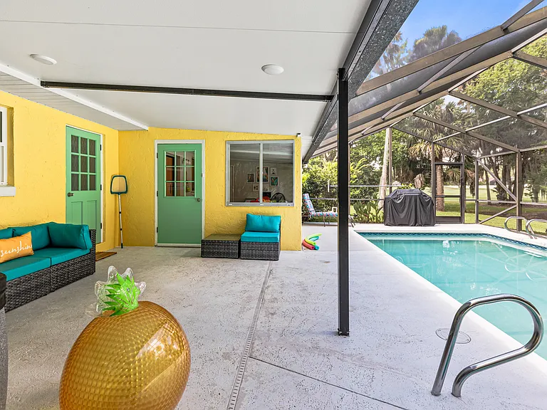6 Courtney Ct — Photo 24