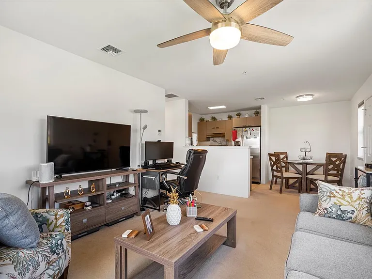 54 Kihalani St #1305 — Photo 7