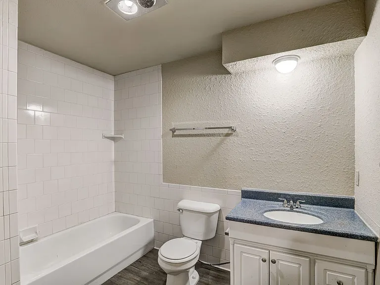 7507 Knight Lake Dr — Photo 32