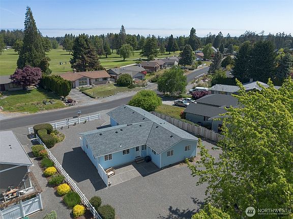 2nd image of 251 Meadowlark Lane