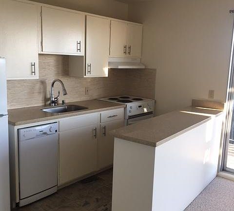 2nd image of 70 Parkridge Dr APT 2