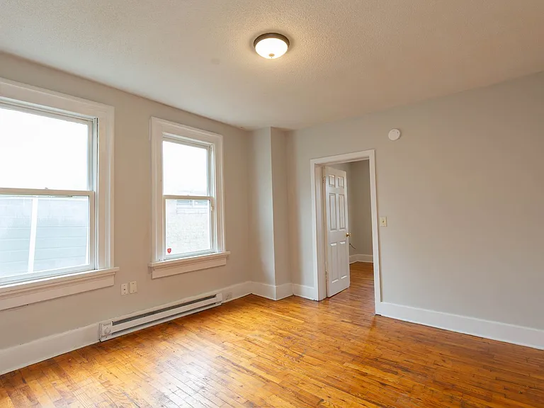 323 S Raleigh St — Photo 9