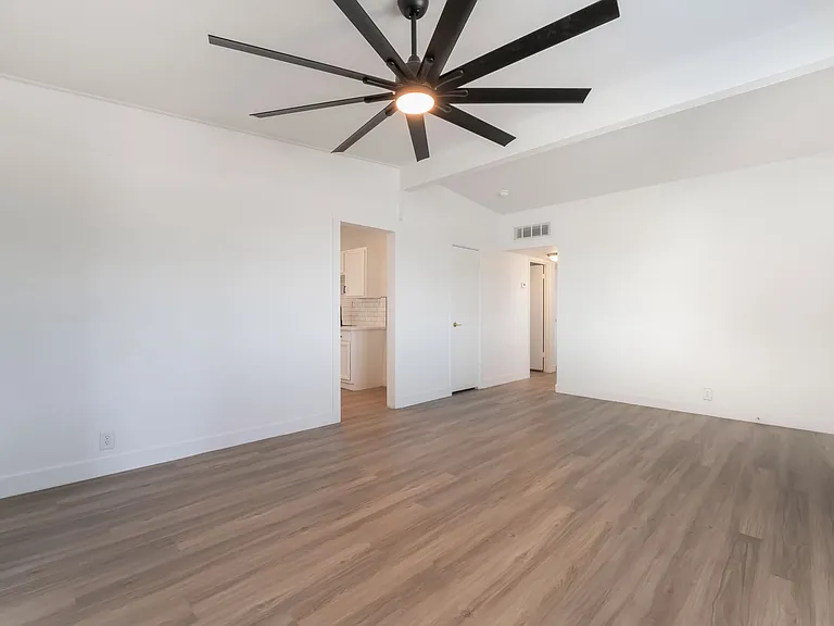 3200 E Owens Ave — Photo 3