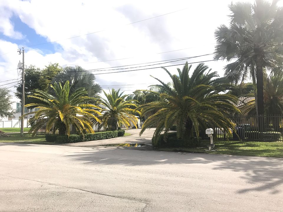 2nd image of 13980 SW 80th St