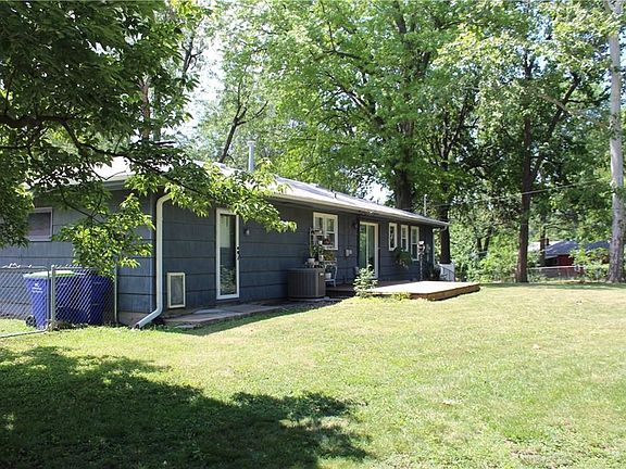 2nd image of 6120 Hedges Ave