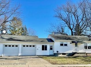707 S Ottawa St, Saint Johns, MI