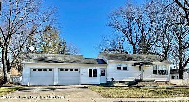 707 S Ottawa St photo 1