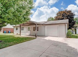1327 Woodmere Dr, New Haven, IN 46774