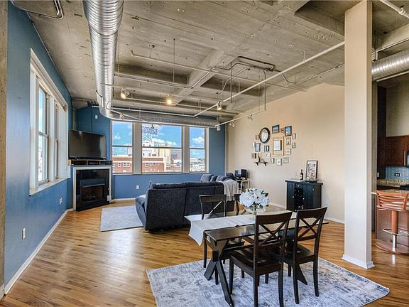 4th image of 2107 Grand 905 Blvd #905