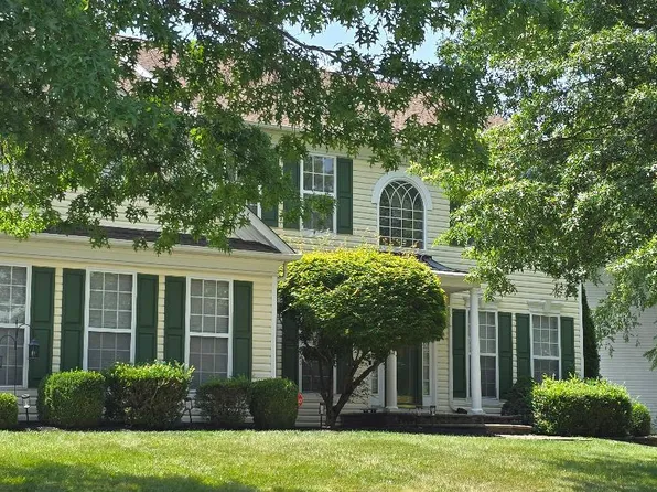 1 Henlopen Ct, Newark, DE 19711