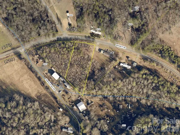 4209 Bennett Rd, Morganton, NC 28655