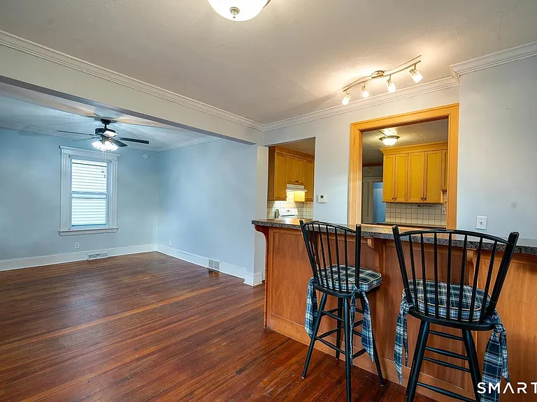 166 Beaver St #1 — Photo 3