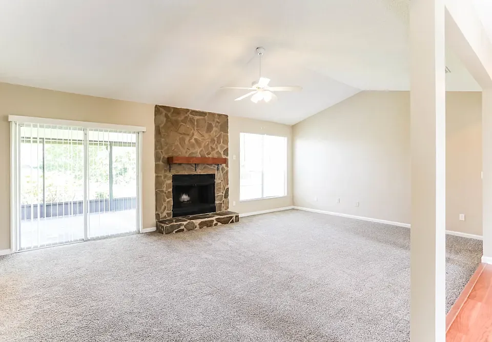 2588 Ridgecrest Ave