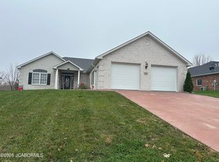 315 Harwood St, Holts Summit, MO 65043
