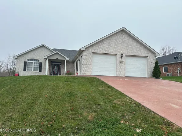 315 Harwood St, Holts Summit, MO 65043
