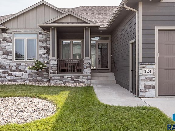4th image of 124 Bedrock Cir