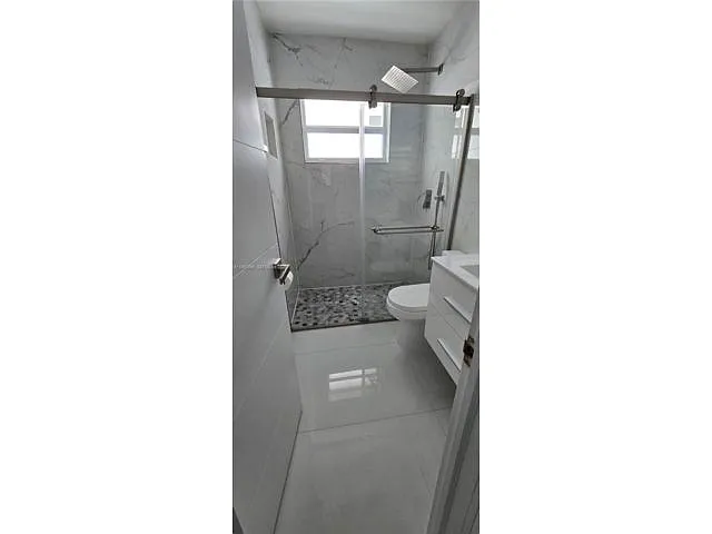 Building Photo - 1284 W 38th Pl