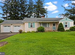 25 Hershel St, Feasterville, PA 19053