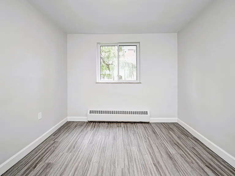 26 Willow Rd — Photo 18
