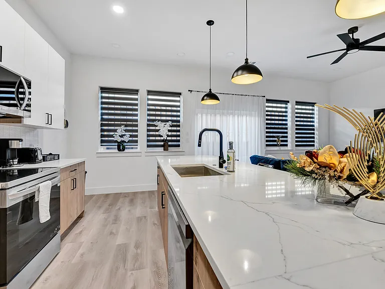 7344 Amour Vallon Pl — Photo 3