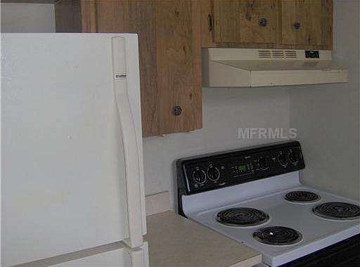 5th image of 2707 Smithtown Dr