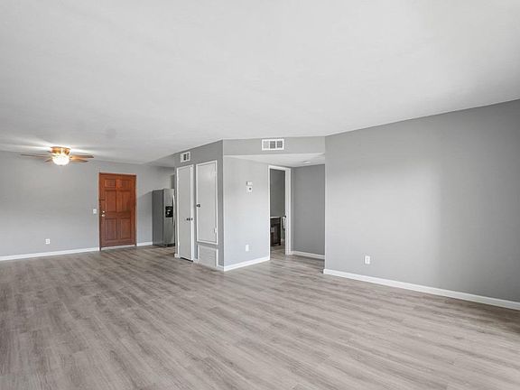 2nd image of 8000 University Ave