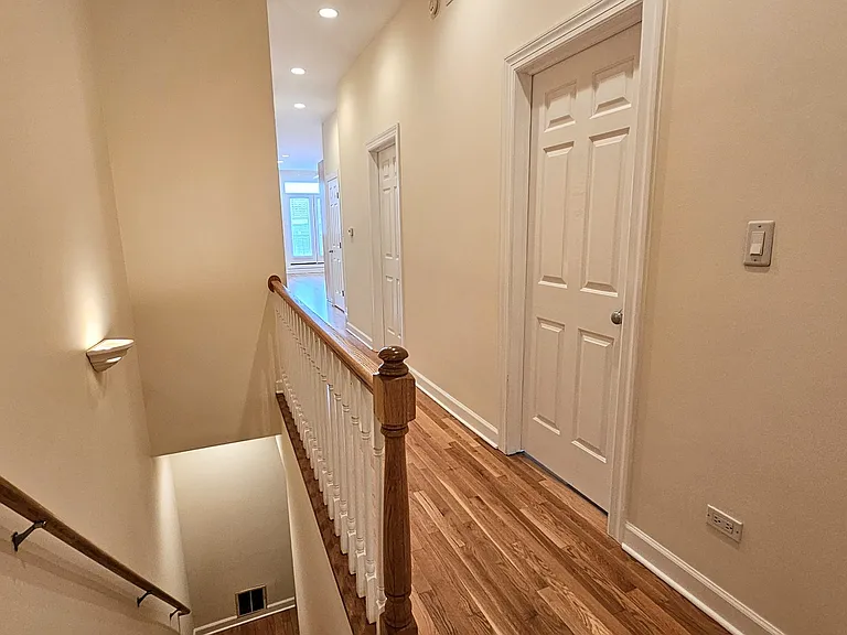 509 N Hartland Ct #1S — Photo 13