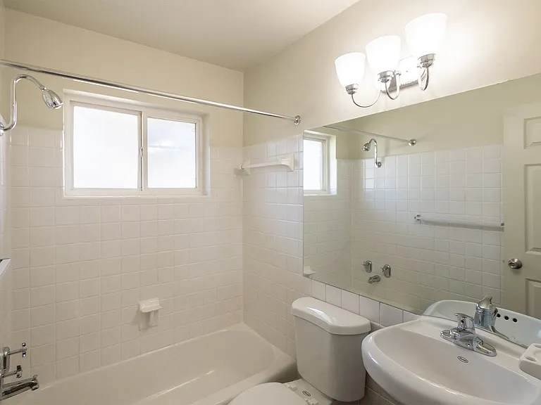 Colonial Ridge — Photo 18