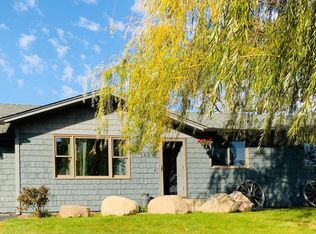 1021 E State St, Belle Plaine, MN 56011