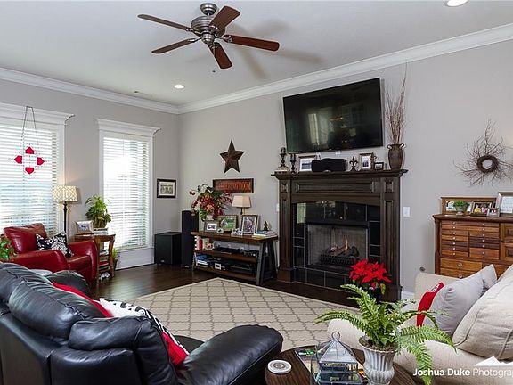 5th image of 2413 Riverwater Ln