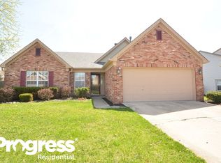 10960 Gate Cir, Fishers, IN 46038