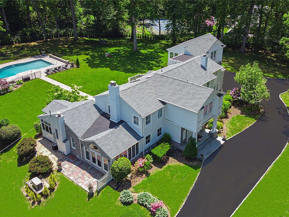 24 Tappentown, Glen Head, NY 11545 Zillow