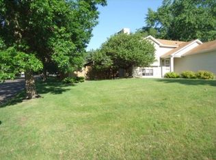 247 White Bear Ave N, Saint Paul, MN 55106