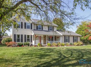 860 Ashington Dr, Perrysburg, OH 43551