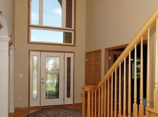 39682 Orchard Bluff Ln, Wadsworth, IL