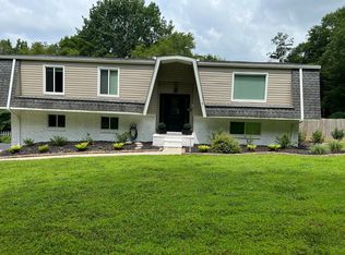 6626 Hideaway Rd, Ooltewah, TN 37363