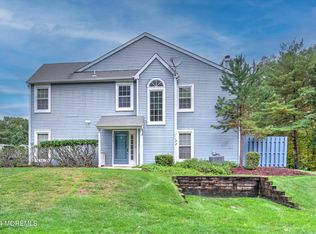 215 Ashwood Ct, Howell, NJ 07731