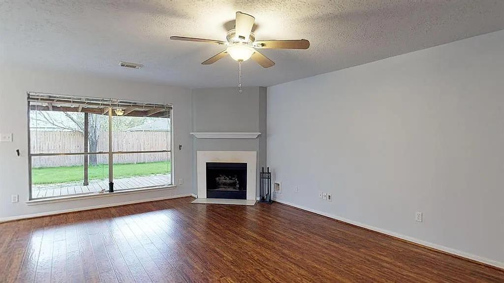 4 bed, 1738 sqft, $1,895 — Photo 4