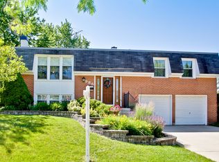 985 Colony Ln, Hoffman Estates, IL 60192