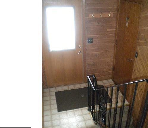 2nd image of 1140 Park Ct