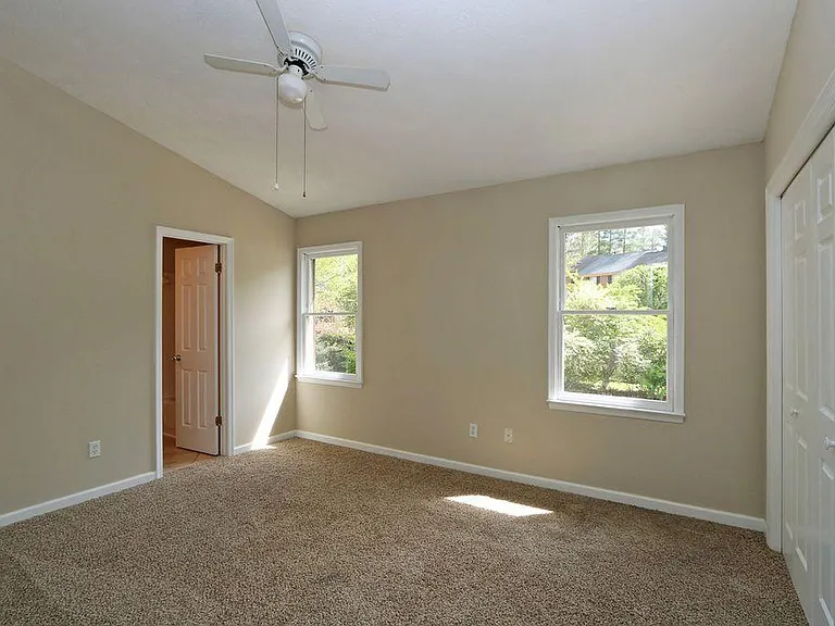 1261 Whitlock Ridge Dr SW — Photo 16