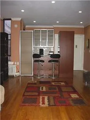 Sold by Bank Neary | media 33